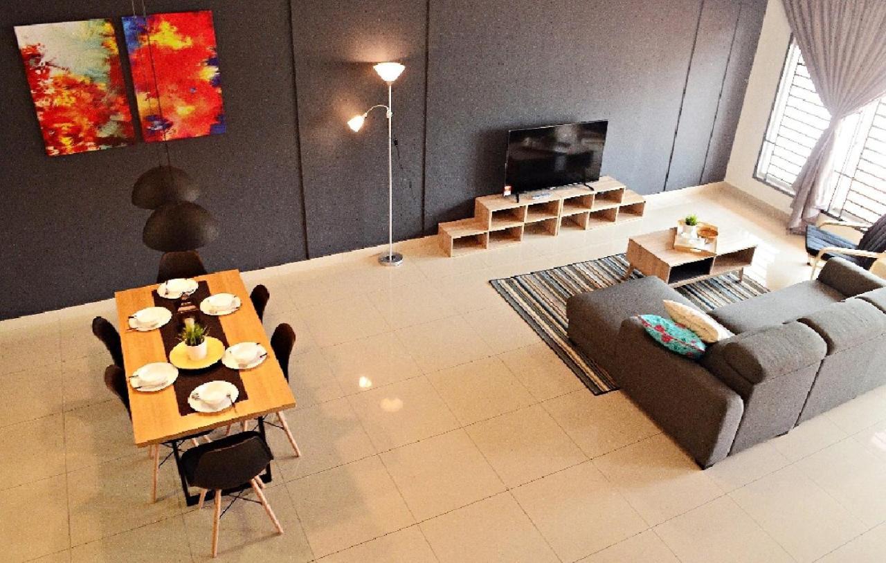 Desaru Cosy Homestay - Near Waterpark, Beach, Rapid -Wifi, Tvbox, Steamboat, Bbq Available Exterior foto