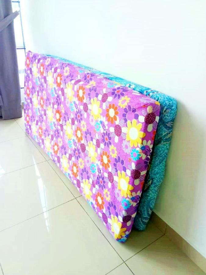 Desaru Cosy Homestay - Near Waterpark, Beach, Rapid -Wifi, Tvbox, Steamboat, Bbq Available Exterior foto