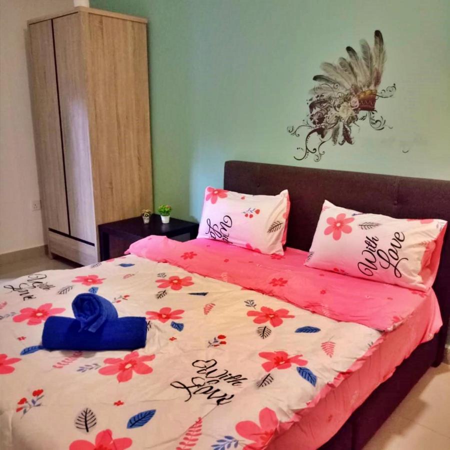 Desaru Cosy Homestay - Near Waterpark, Beach, Rapid -Wifi, Tvbox, Steamboat, Bbq Available Exterior foto